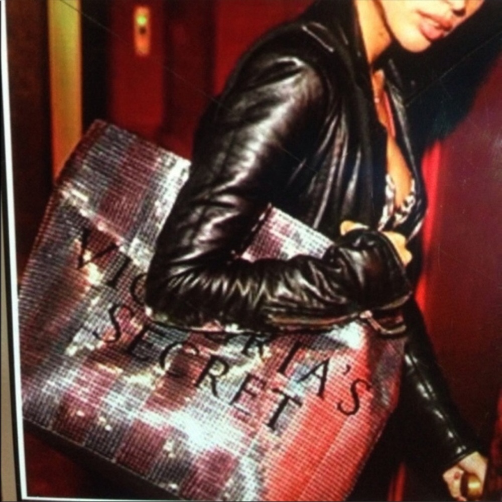 Victoria’s Secret tote